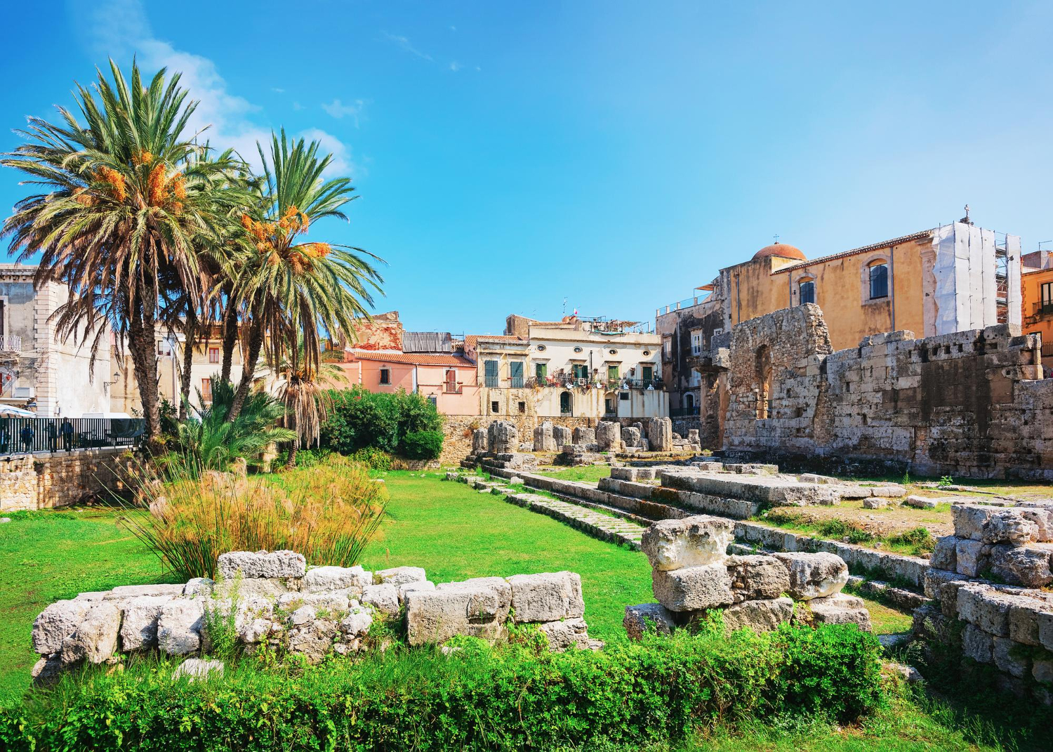 Nachhaltig reisen in Sizilien im Frühling mit Natur und Meer